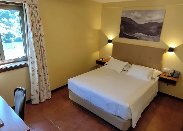 Hotel Casa Do Tua 2*